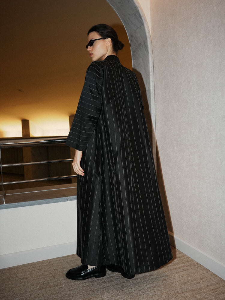 STRIPED ABAYA