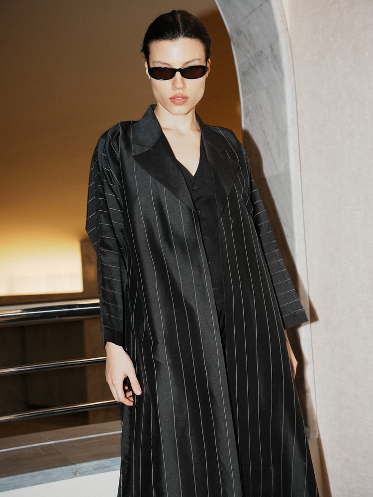 STRIPED ABAYA